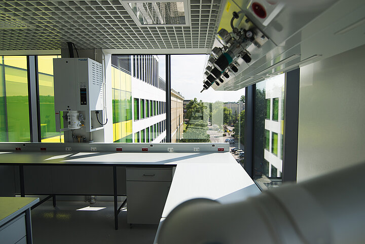 Blat roboczy w laboratorium