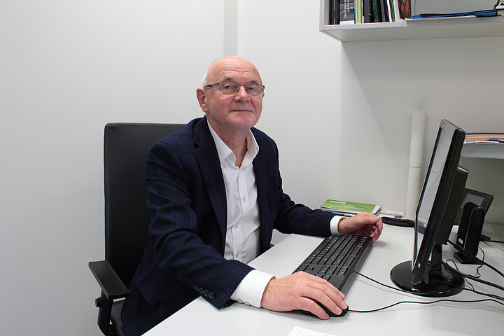 doktor Stanisław Tokarski, pełnomocnik dyrektora Centrum Energetyki